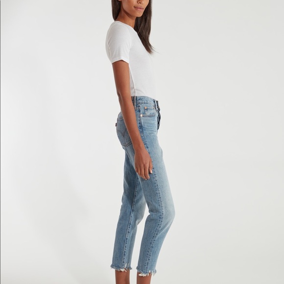 Levi’s Wedgie Cotton Hi-Rise Tapered Leg cropped Jeans - Picture 5 of 15